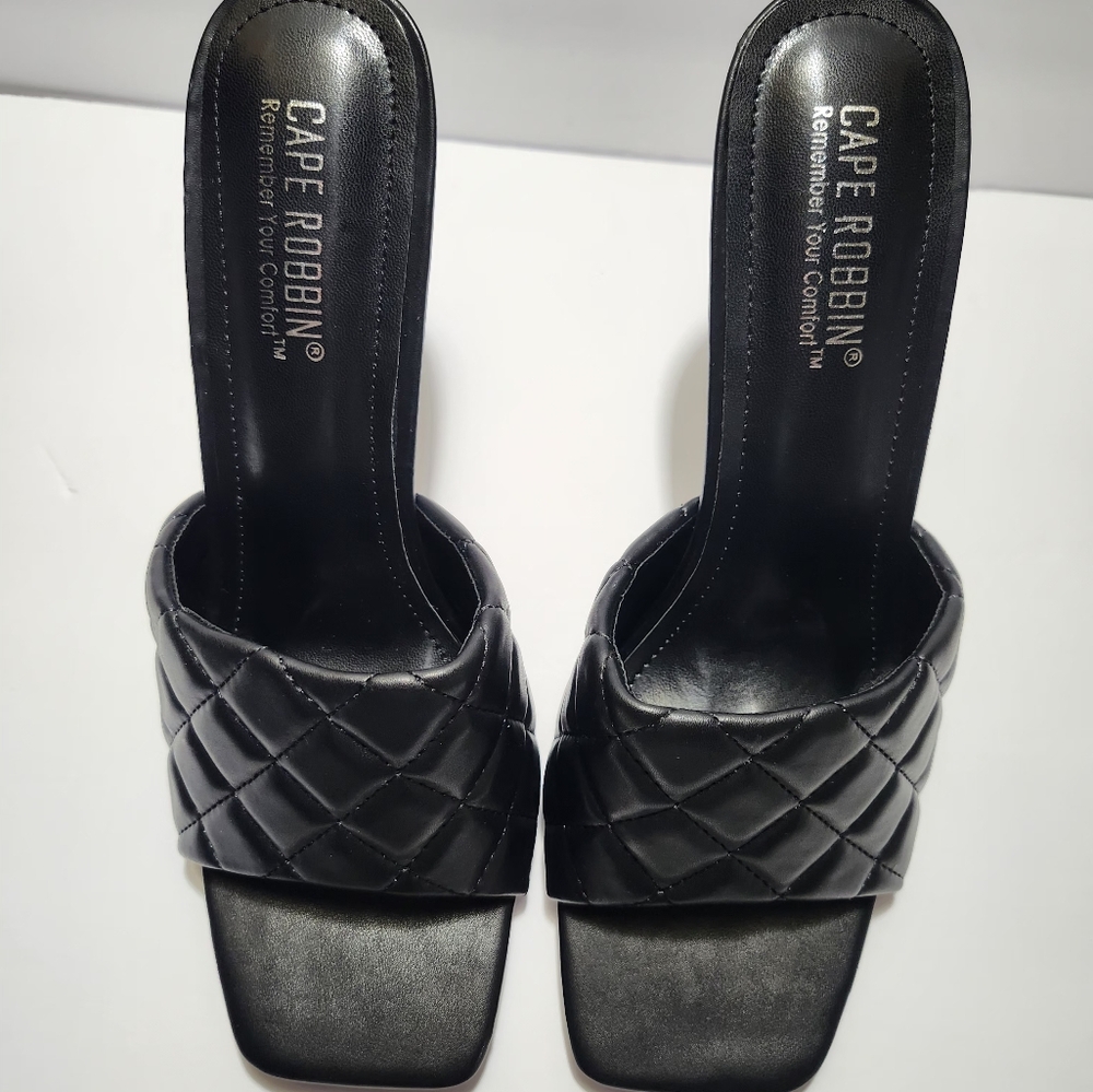 Cape Robbin Black Stiletto Heels - Picture 8 of 11